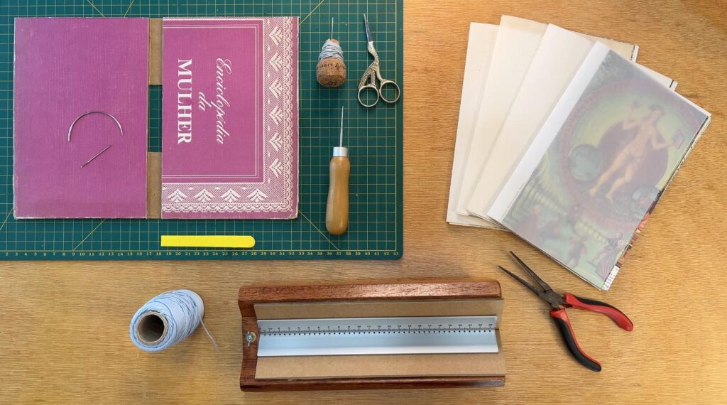 encadernação Junk Journal Corrupiola